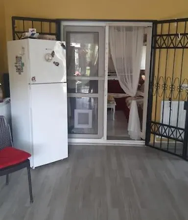 1 + 1 + Veranda Apart Bahceli Ev Holiday home *